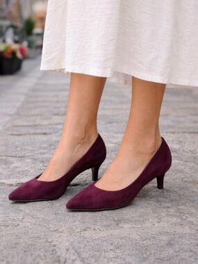 Sam Edelman burgundy kitten heels size 8.5